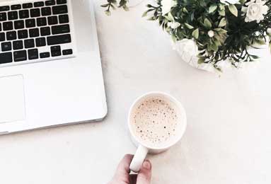 转会窗：德布劳内登陆意甲，曼联官宣库尼亚，阿诺德亮相伯纳乌