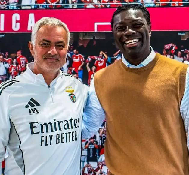 穆里尼奥将迎来两场决定性较量，狂人依然自信满满，本赛季冠军希望巨大